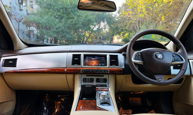 JAGUAR XF DIESEL LUXURY